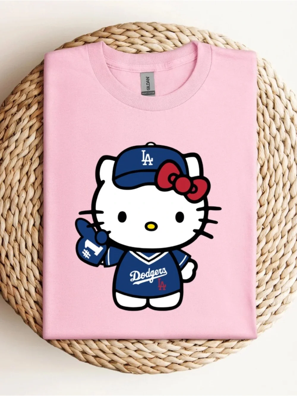 Hello Kitty Dodgers T-Shirt - Picture 1 of 1